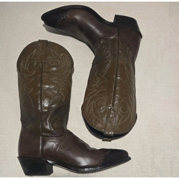 Vtg Acme Boots Mens 9.5 D Brown Leather Giddy Up Cowboy Rodeo Embossed Wing Tip